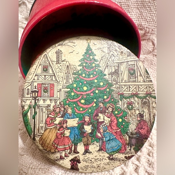 Vtg Christmas 🎄 Coaster Tin 33 Paper Coasters Inside By Potpourri Press… Opened - Picture 8 of 14